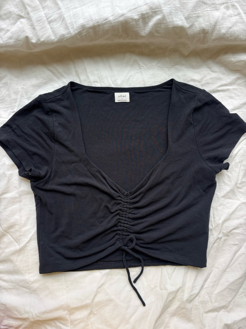 Wilfred Aritzia Black Ruched Tie Front Short Sleeve Top Size S